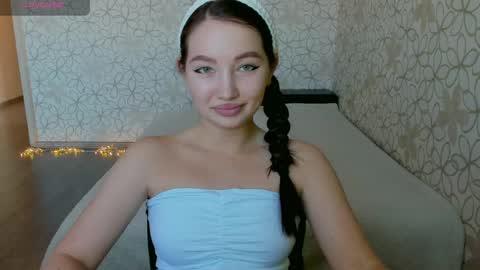 lissa_cristal_ online show from April 3, 9:49 am
