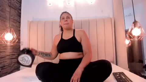 Lisa online show from March 25, 12:23 pm