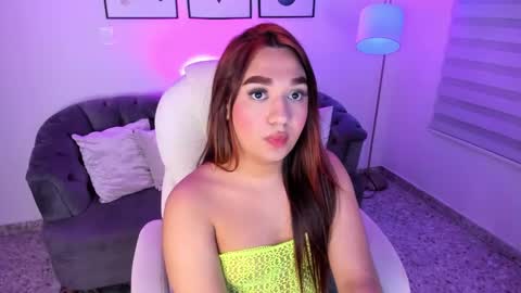 Snapshot of lissascarlett_1 chatting on September 13, 7:38 pm Lisssa online show from September 13, 7:38 pm