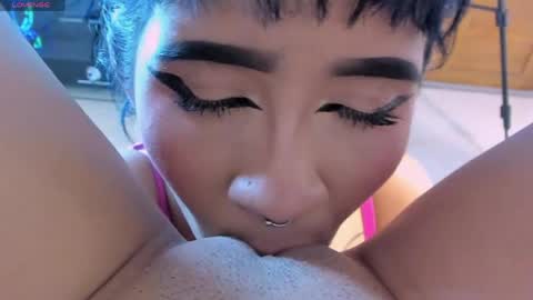 lissy_kimmy online show from May 13, 7:01 pm