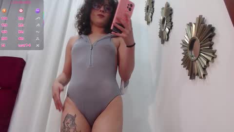 Snapshot of little__amy_ chatting on October 14, 9:29 pm AMY online show from October 14, 9:29 pm