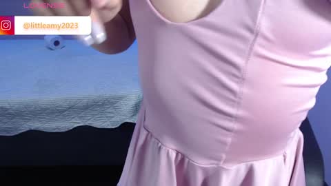 Snapshot of little__amy_ chatting on January 29, 10:32 pm AMY online show from January 29, 10:32 pm