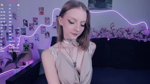 Bella online show from November 19, 7:51 am