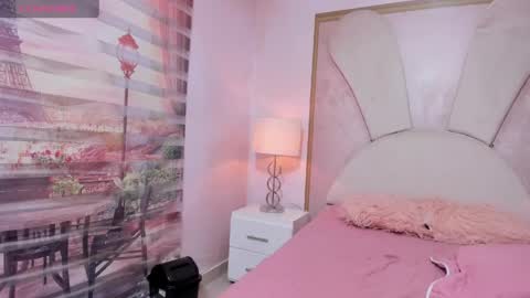 little__doll18 online show from April 29, 2:38 am