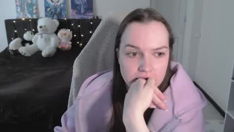 little__flowers online show from April 21, 8:10 am