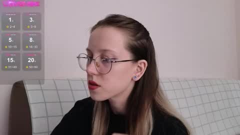 little_bliss online show from December 15, 12:28 am