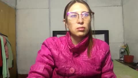 Snapshot of little_devil_diablita90 chatting on September 18, 2:48 am Diablita online show from September 18, 2:48 am