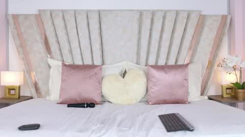 Janne  online show from April 15, 1:42 am