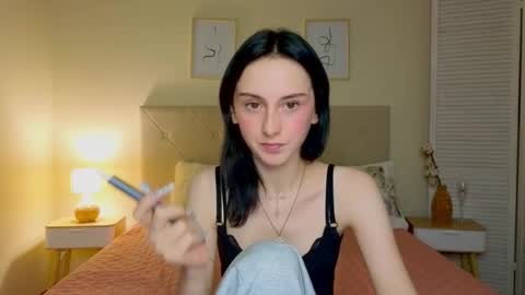 Snapshot of little_mollee chatting on October 3, 4:15 pm little_mollee online show from October 3, 4:15 pm