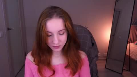 little_pretty_woman online show from March 7, 5:35 pm