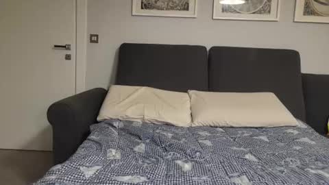 GiuliaFrancesco online show from December 21, 2:52 am