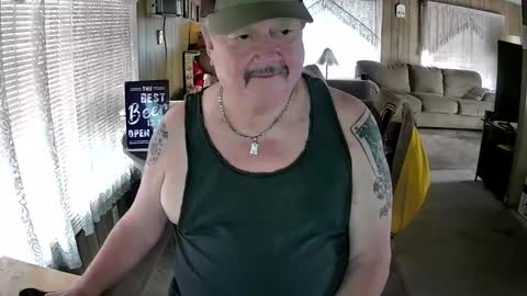 Littled83057 online show from October 3, 5:43 pm