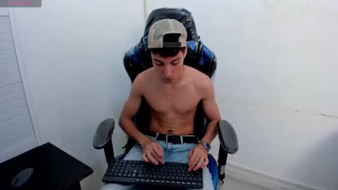 DANNY online show from February 9, 6:43 pm