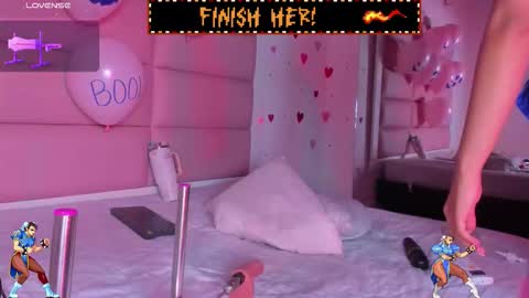 littlee_emma_ online show from October 12, 5:33 am