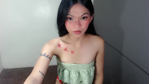 littlelace_ online show from February 2, 12:08 am