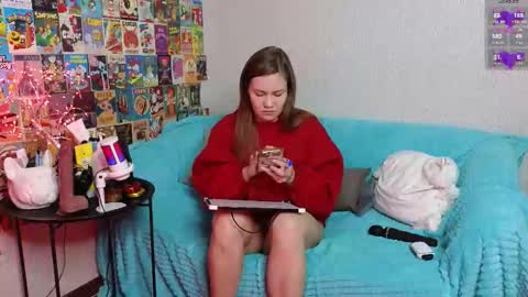 Snapshot of littleleen chatting on October 20, 3:17 pm LillleLinn online show from October 20, 3:17 pm