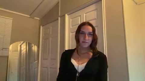 littlemadimade online show from May 2, 1:11 am