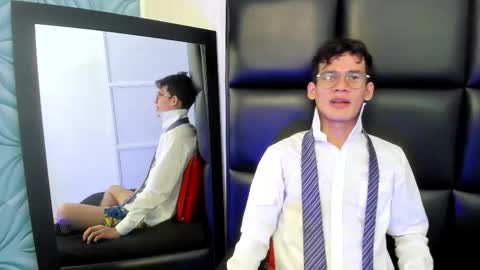 MAX online show from September 11, 12:28 pm