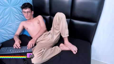 MAX online show from October 16, 12:38 pm