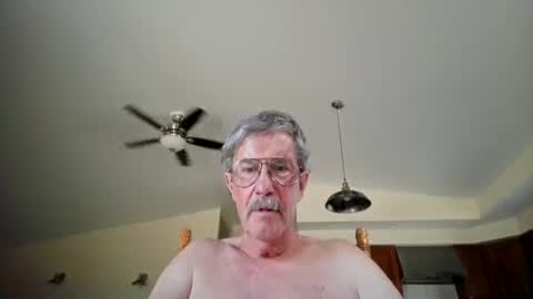 littlepetey17 online show from February 28, 8:24 pm