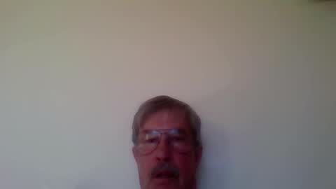 Snapshot of littlepetey17 chatting on October 19, 9:41 pm littlepetey17 online show from October 19, 9:41 pm