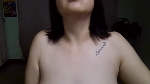 Mia  Wednesday to Sunday 730 am to 1030 am Colombian Hour D online show from October 6, 2:29 am