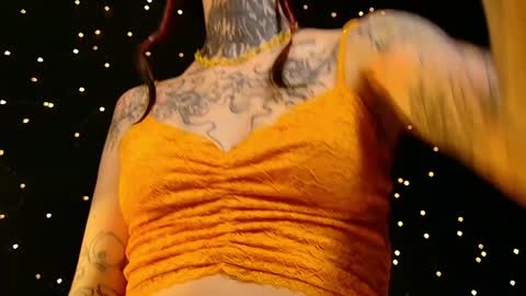 Niki  free tg channel with some photos gifs and info about streams  online show from December 29, 3:03 pm