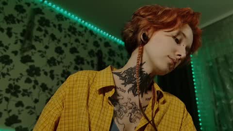 Niki  free tg channel with some photos gifs and info about streams  online show from February 1, 4:44 pm