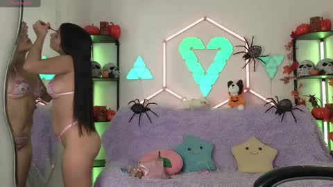 littlevixen18 online show from October 2, 2:27 pm