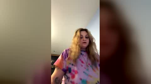 Nina online show from April 9, 4:27 am