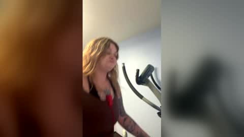 Nina online show from April 22, 7:26 am