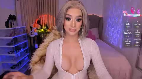 Goddess Ayumi online show from September 28, 7:39 am