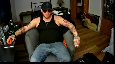 livingpuddle online show from May 12, 11:52 am
