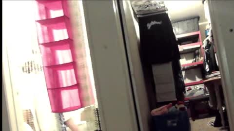 Livvilou online show from February 21, 3:48 pm