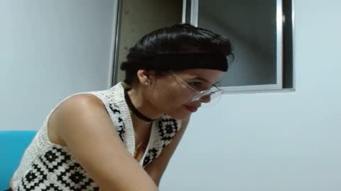 liz_fe online show from March 6, 1:26 am