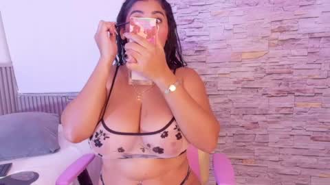 liz_monserrat online show from March 17, 7:52 pm