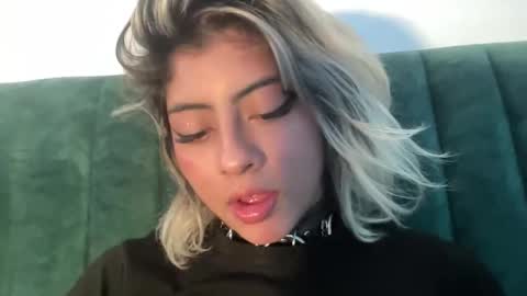 Lizeth online show from November 7, 4:15 am