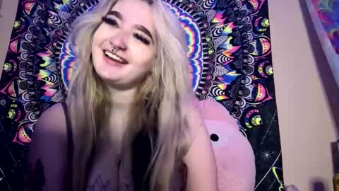 Lizz  online show from February 23, 11:33 am