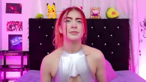 Snapshot of lizz_bela1 chatting on October 12, 10:33 pm Lizz online show from October 12, 10:33 pm