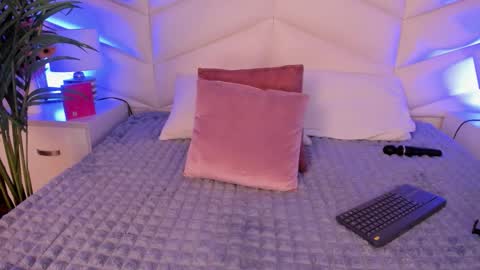 LIZZI online show from February 28, 9:52 pm