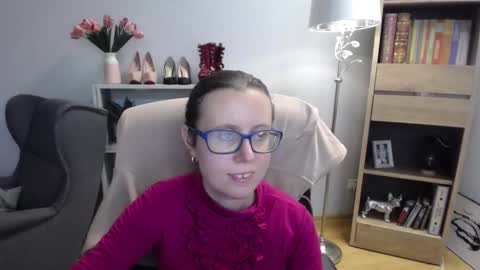 Lizzy online show from November 27, 6:21 am