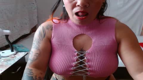 ljanna online show from January 2, 10:01 pm