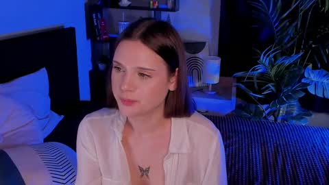 Snapshot of llkadream chatting on March 12, 12:20 am Arina online show from March 12, 12:20 am