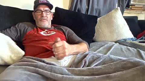 Snapshot of lngdickdaddy chatting on September 8, 3:11 pm LongDick Daddy online show from September 8, 3:11 pm