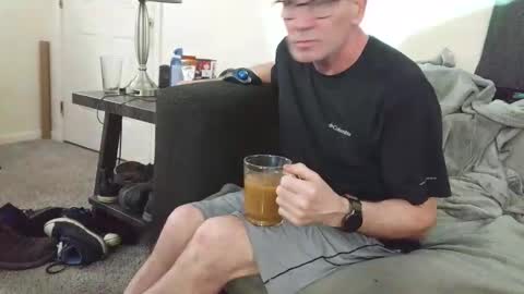 LongDick Daddy online show from April 13, 12:48 am