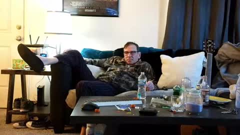 Snapshot of lngdickdaddy chatting on October 2, 12:04 pm LongDick Daddy online show from October 2, 12:04 pm