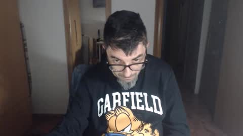 lobosolitario73 online show from October 29, 11:27 pm