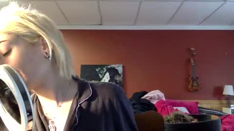 Divine Diva online show from January 18, 7:56 pm