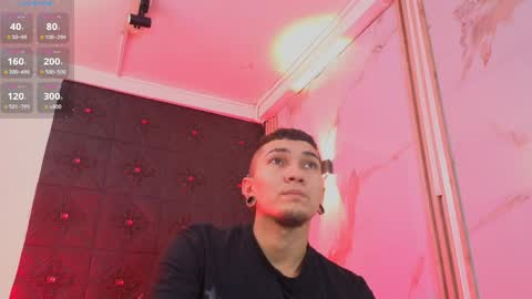 logan_and_rachel online show from April 5, 7:22 pm