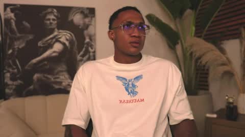 logan_varela online show from February 16, 7:49 pm